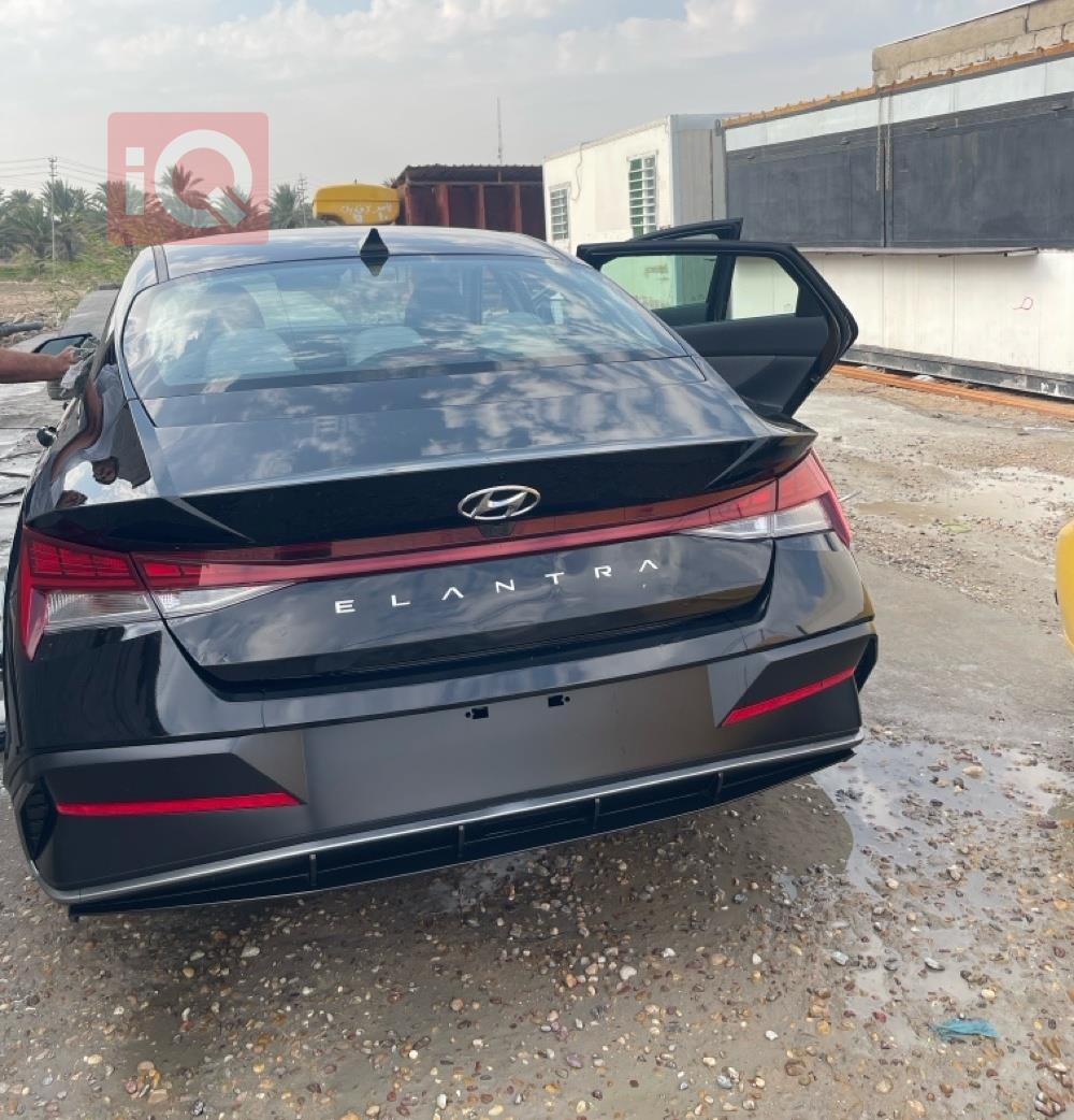 هيونداي النترا